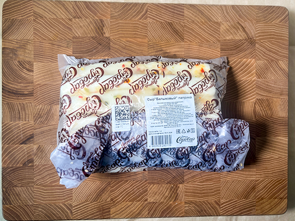 Сыр 1 кг ГОРНЫЙ СЫРОВАР (Балыковый паприка) в Октябрьском